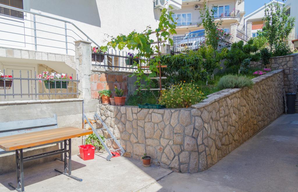 Apartments Miki Bar Exterior foto