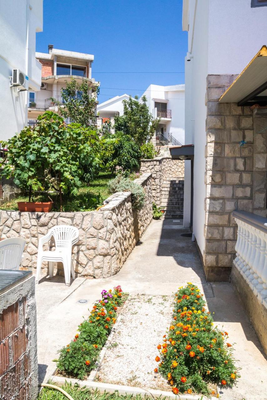 Apartments Miki Bar Exterior foto